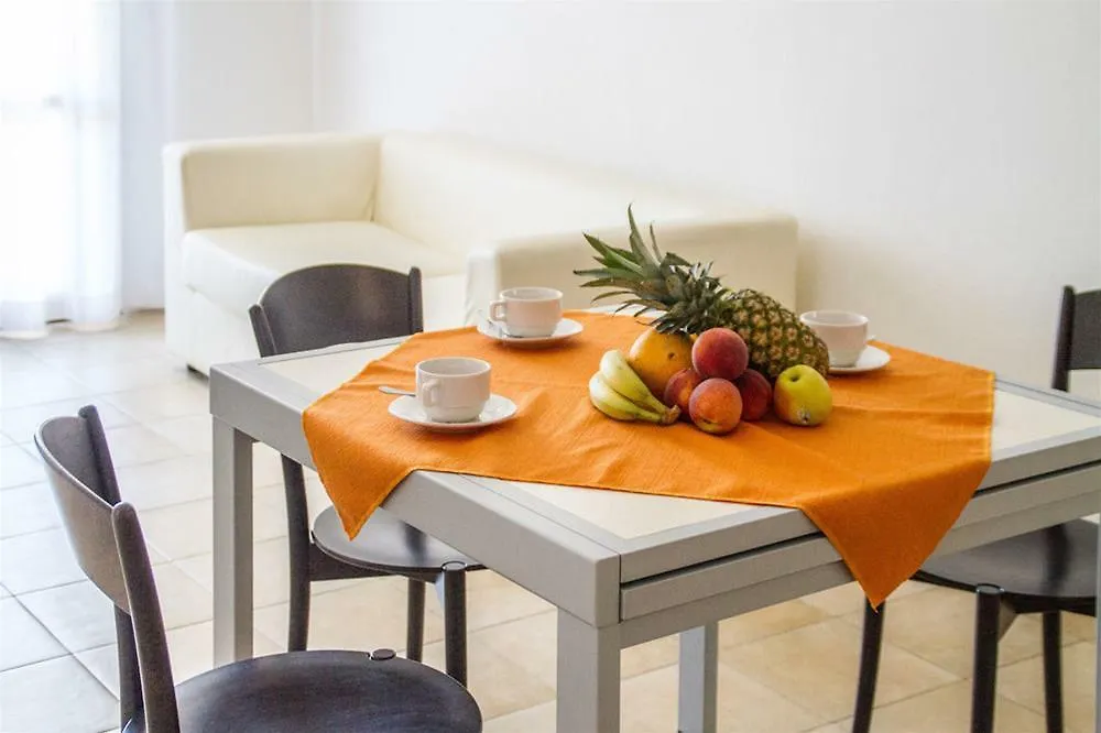 Club Esse Residence Capo D'Orso パラーウ イタリア